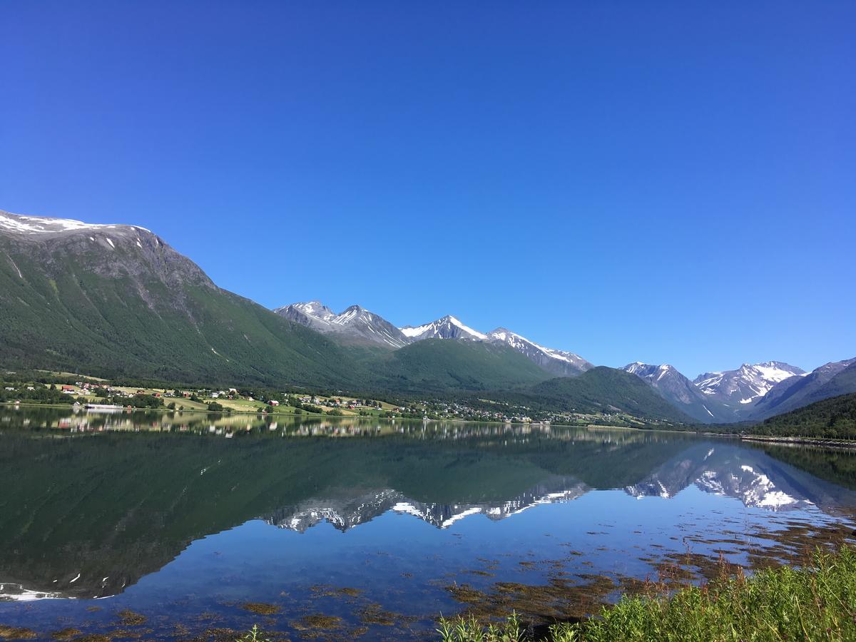 Heinali Hytta Βίλα Isfjorden Εξωτερικό φωτογραφία